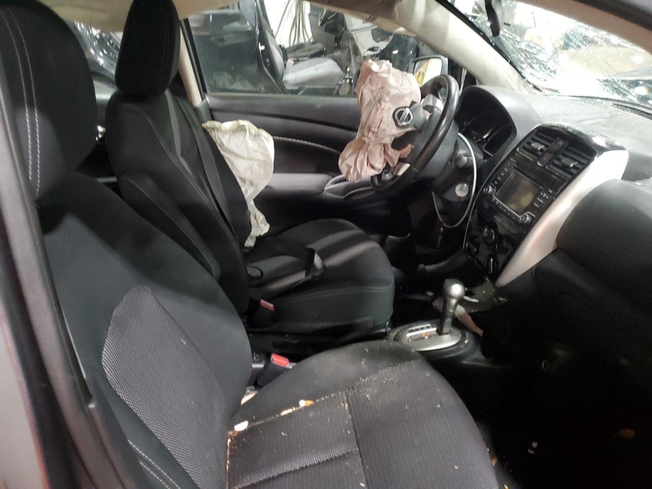 2018 Nissan Versa S - Фото 7