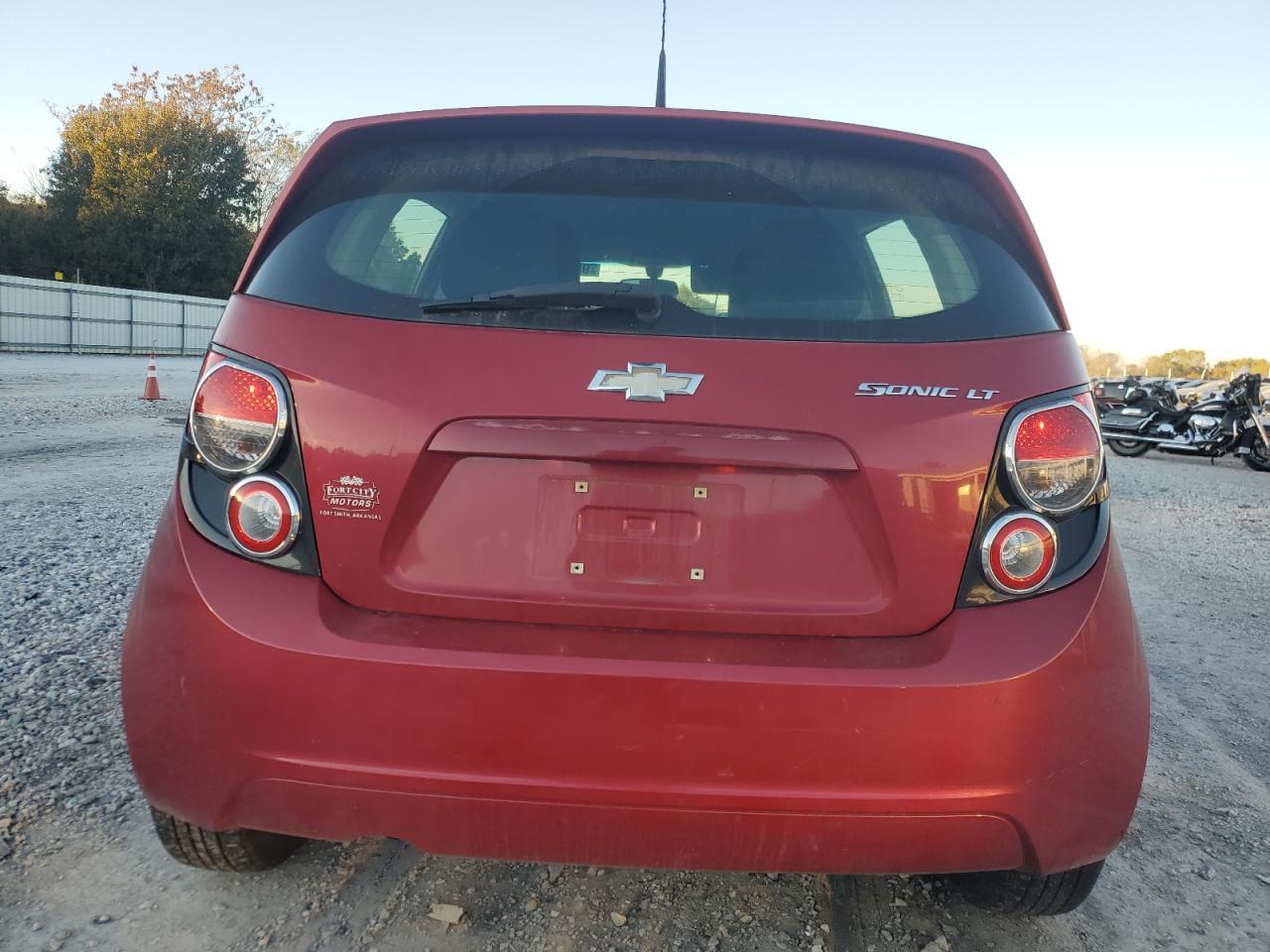 2014 Chevrolet Sonic Lt - Image 6