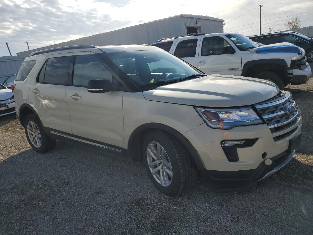 2018 Ford Explorer Xlt - Фото 4