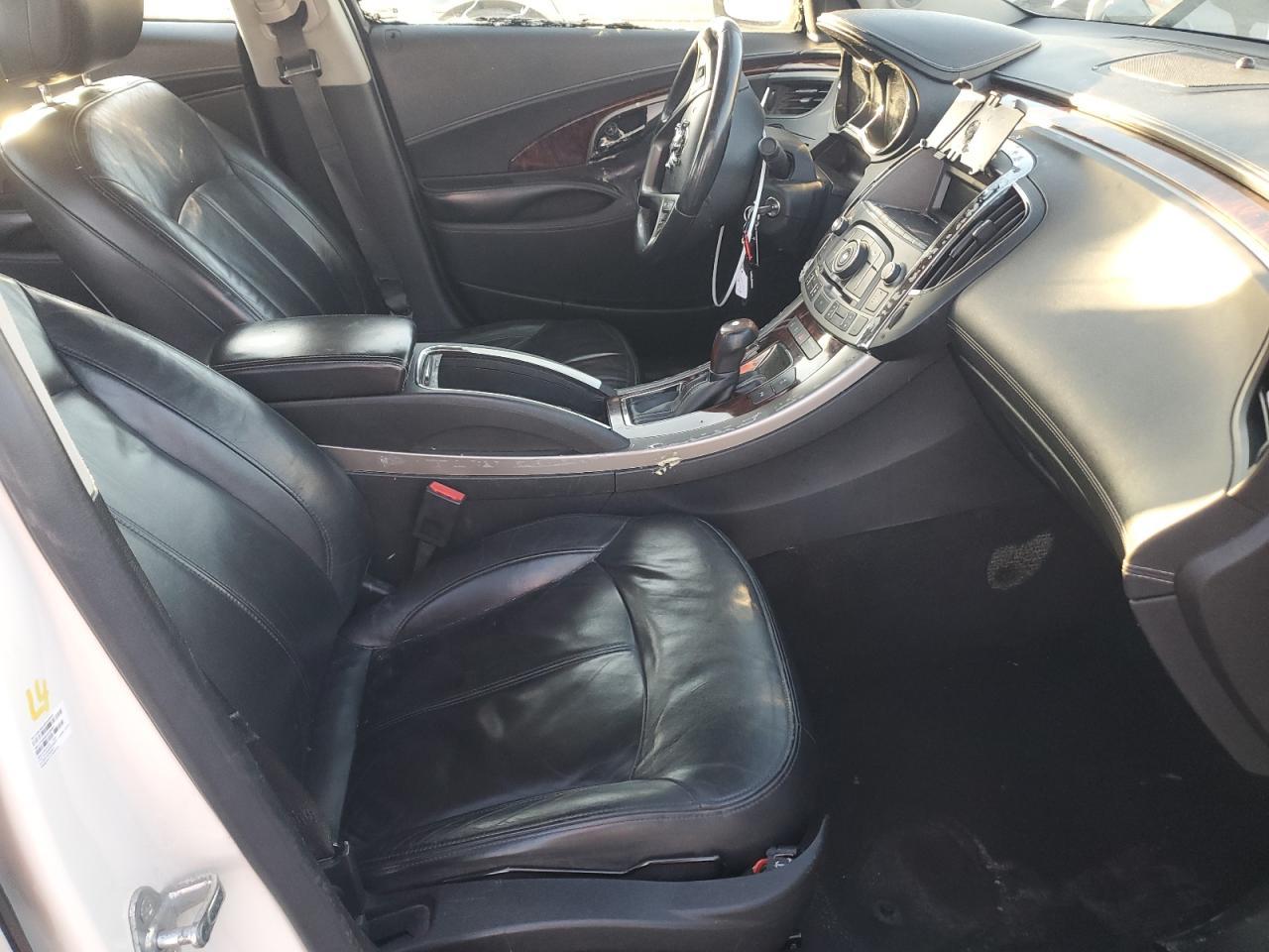 2012 Buick Lacrosse Premium - Image 7