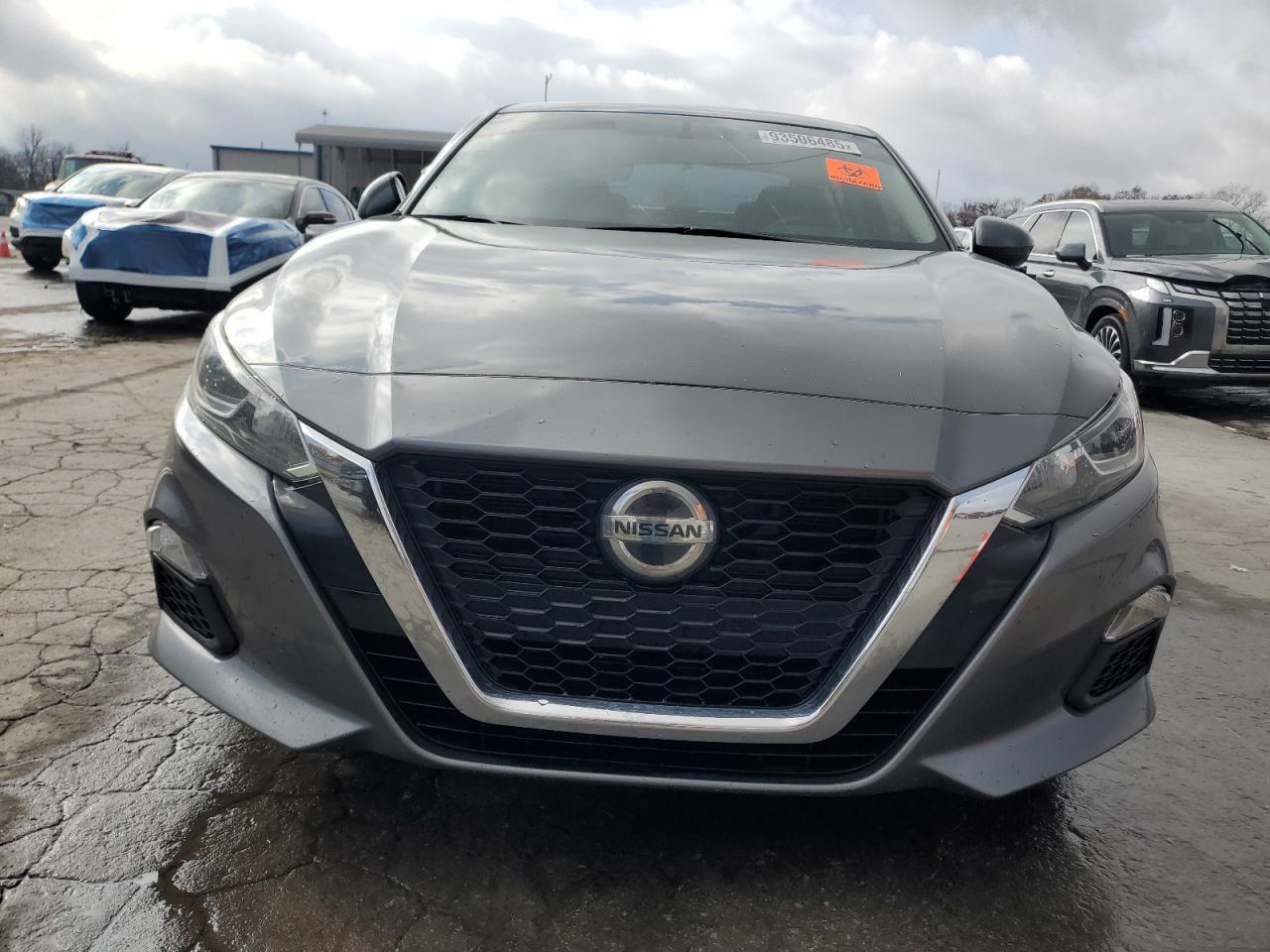 2019 Nissan Altima S - Image 5