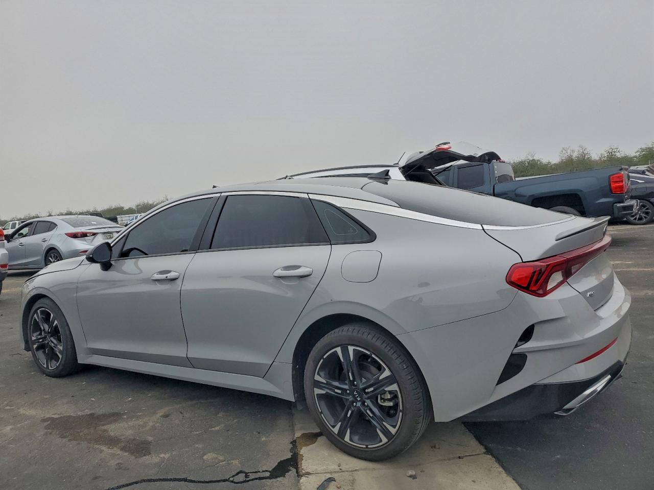 2021 Kia K5 Gt Line - Фото 2