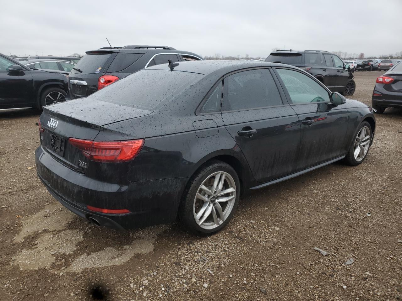 2017 Audi A4 Premium - Фото 3