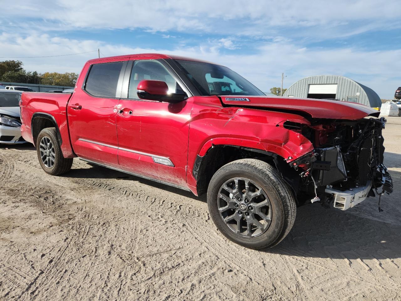 2025 Toyota Tundra Crewmax Platinum - Image 4