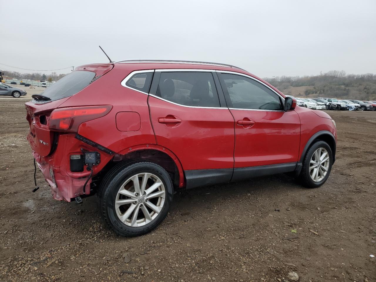 2018 Nissan Rogue Sport S - Фото 3