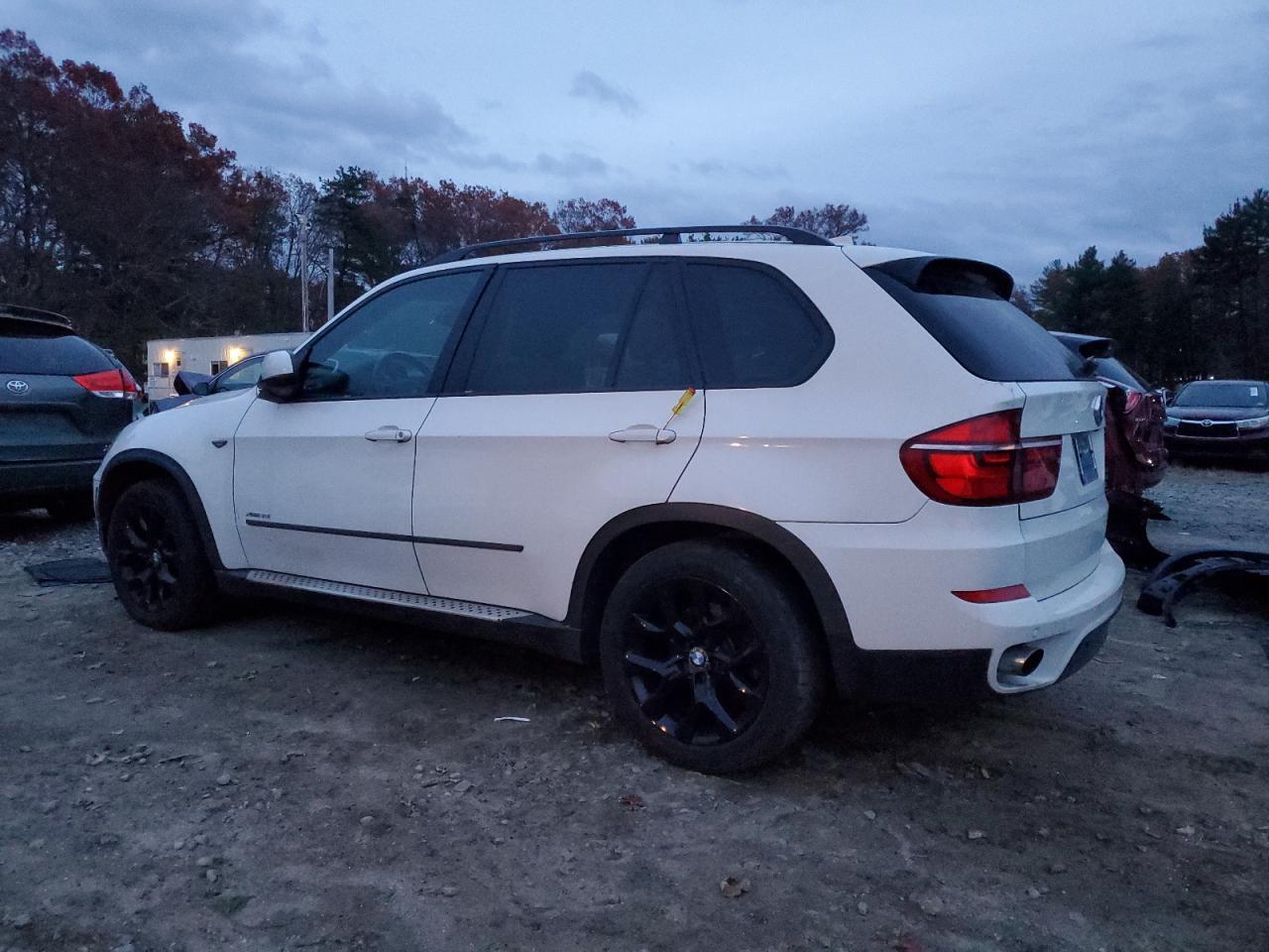 2012 BMW X5 xDrive35I - Image 2