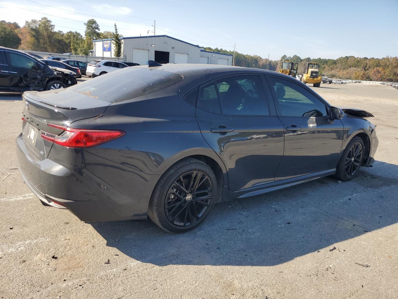 2025 Toyota Camry Xse - Фото 3