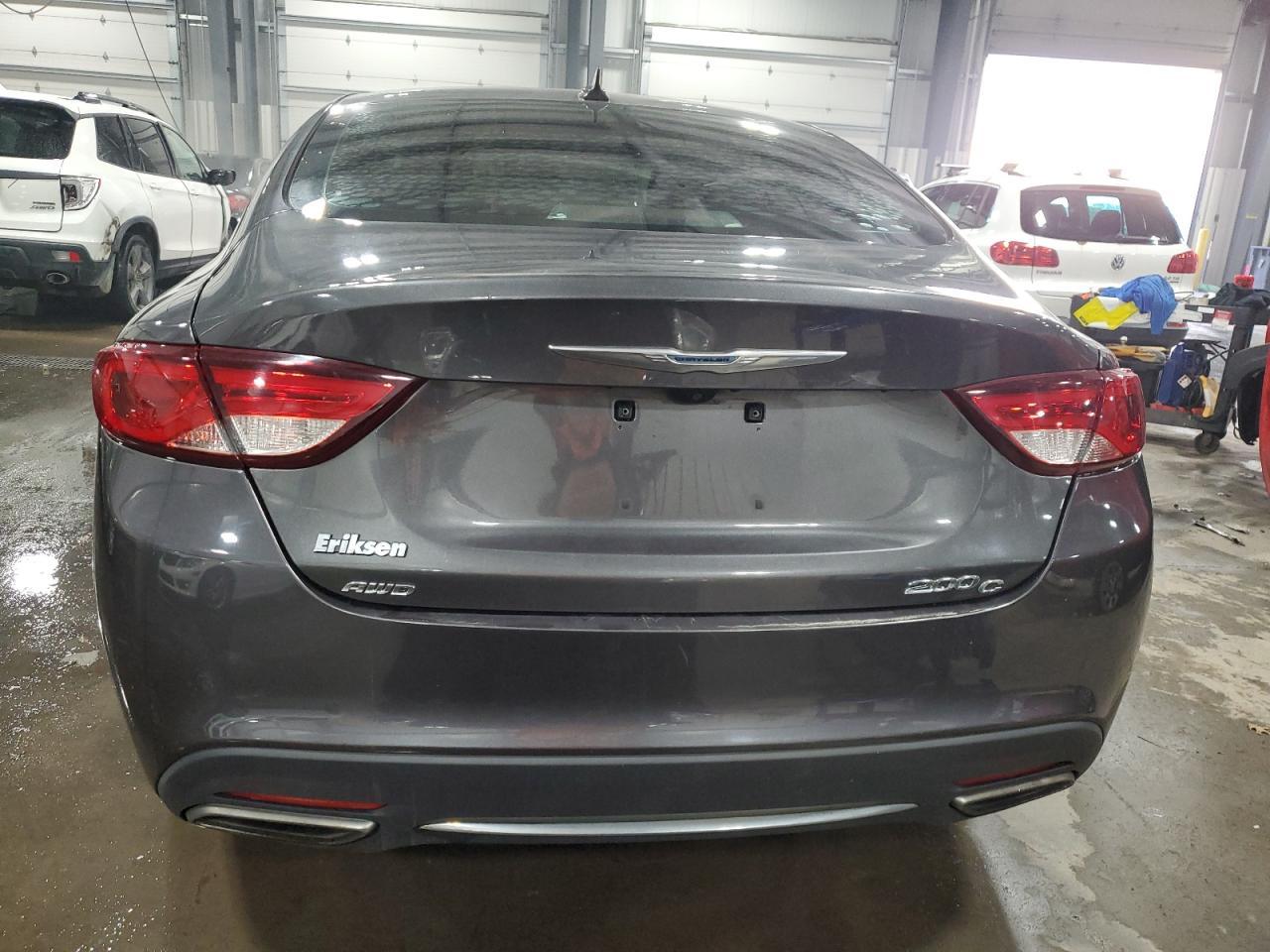 2015 Chrysler 200 C - Фото 6