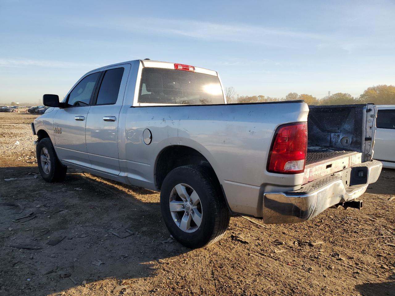 2018 Ram 1500 Slt - Image 2