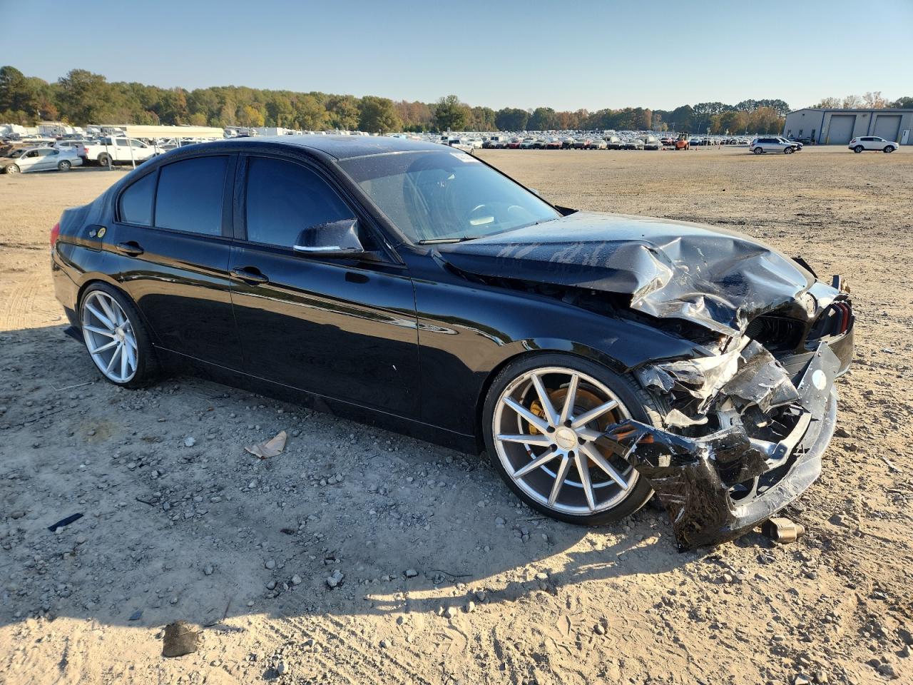 2015 BMW 320 I xDrive - Фото 4