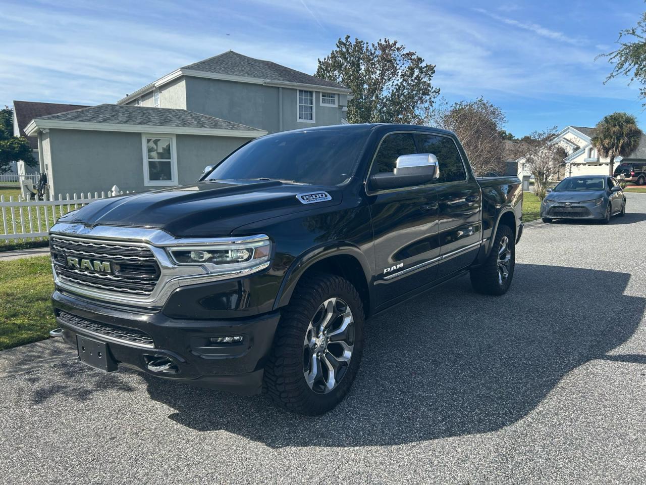2023 Ram 1500 Limited - Image 2