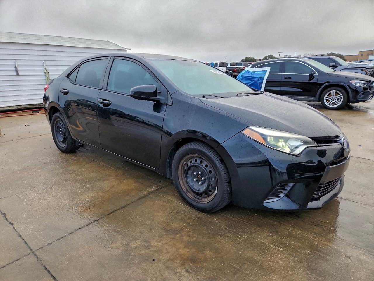 2015 Toyota Corolla Le - Фото 4