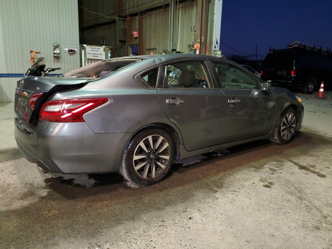 2018 Nissan Altima 2.5 - Image 3