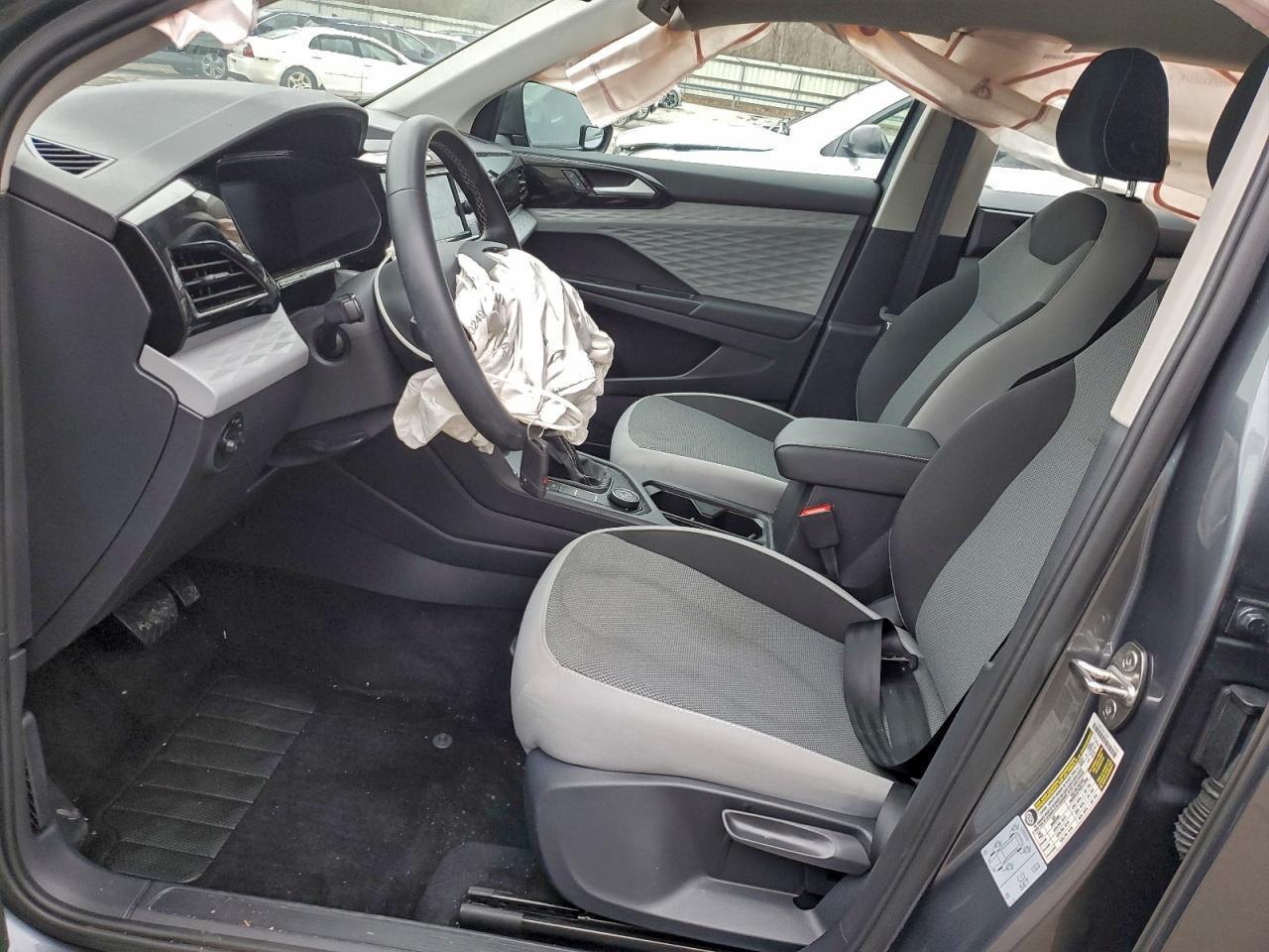 2022 Volkswagen Taos S - Image 7