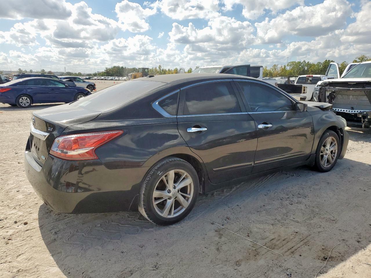 2013 Nissan Altima 2.5 - Фото 3