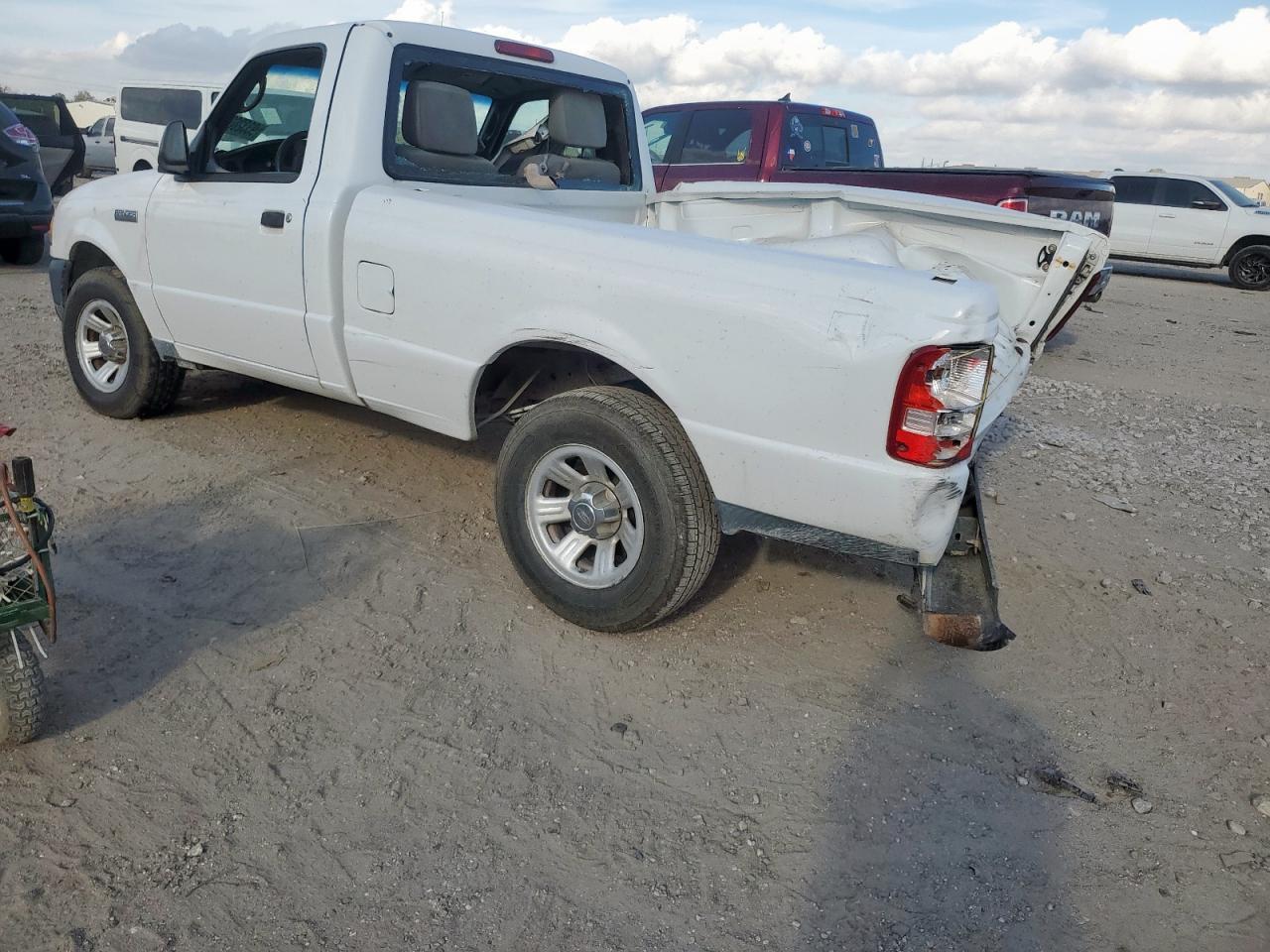 2011 Ford Ranger - Фото 2