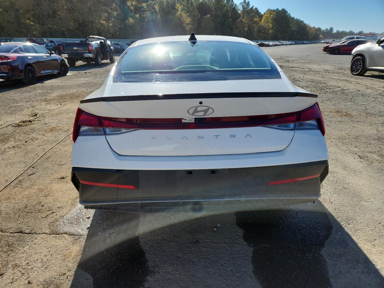 2025 Hyundai Elantra Sel Sport - Фото 6