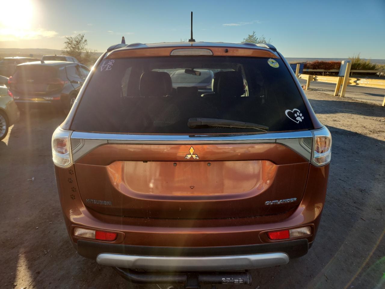 2015 Mitsubishi Outlander Se - Image 6