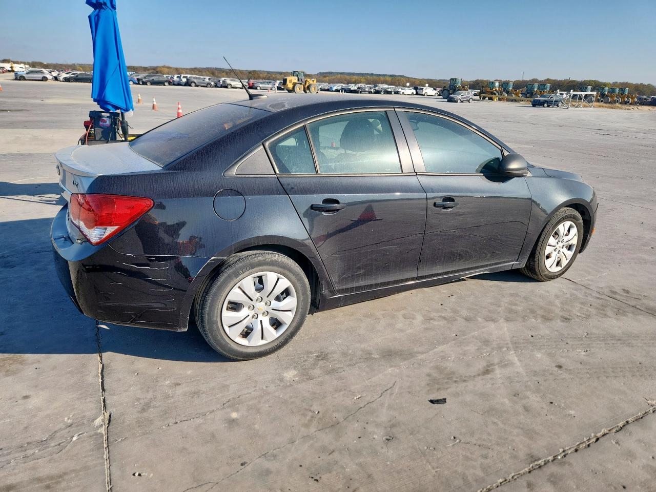 2013 Chevrolet Cruze Ls - Image 3