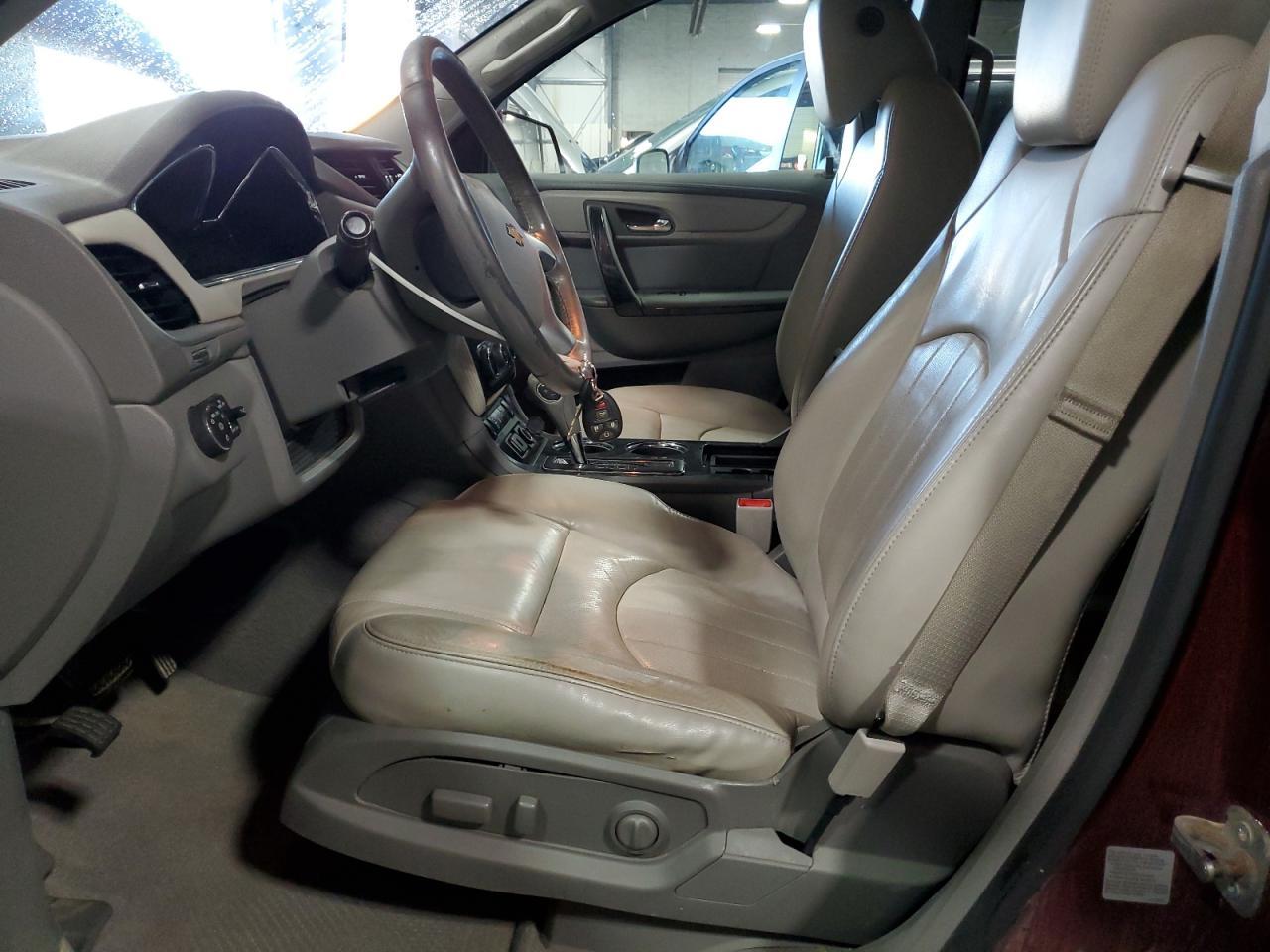 2017 Chevrolet Traverse Premier - Фото 7
