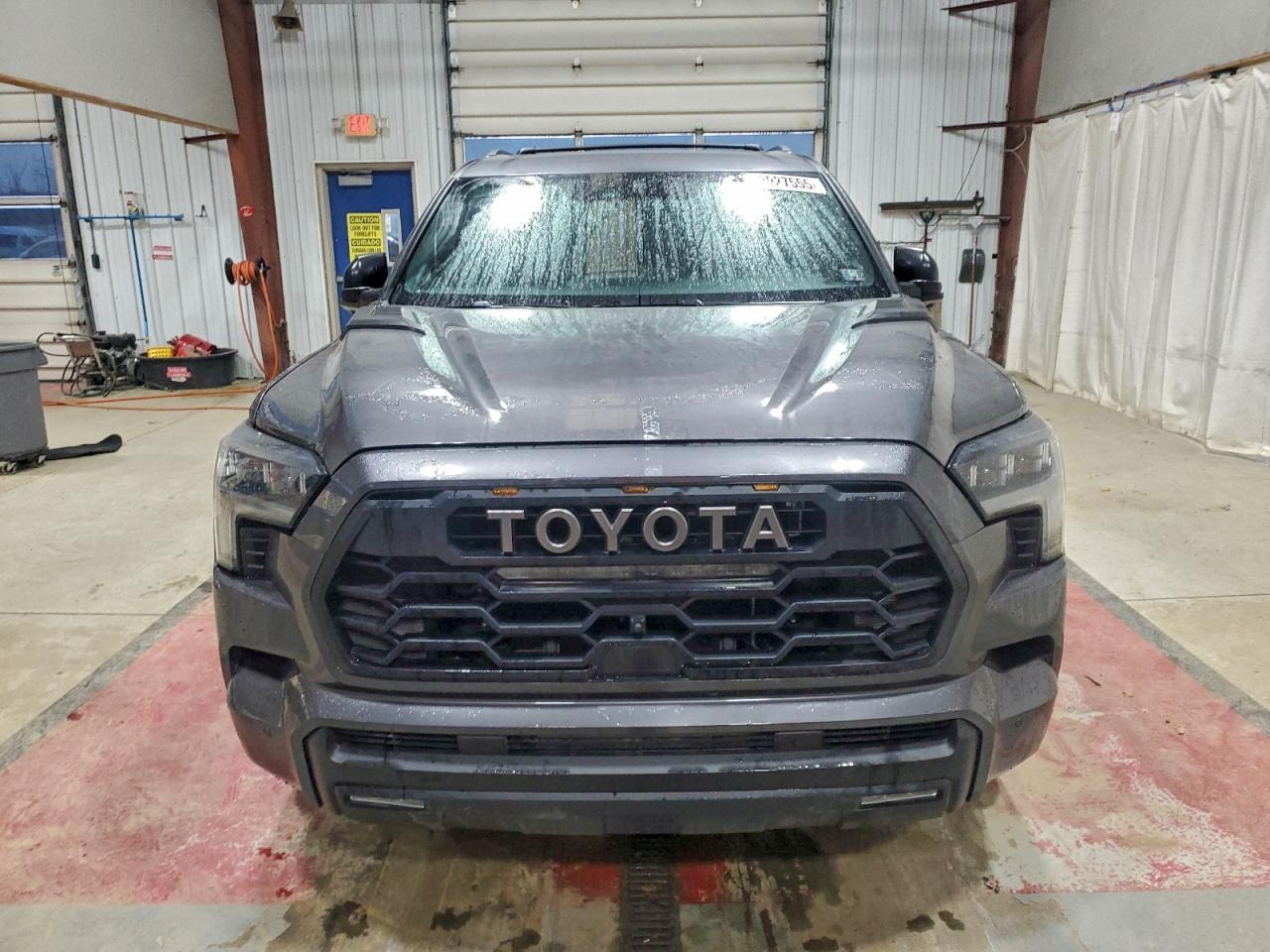 2024 Toyota Sequoia Sr5 - Фото 5
