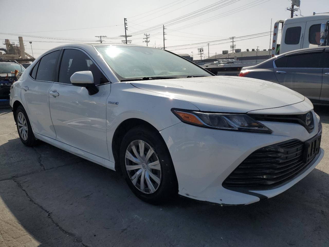 2020 Toyota Camry Le - Image 4
