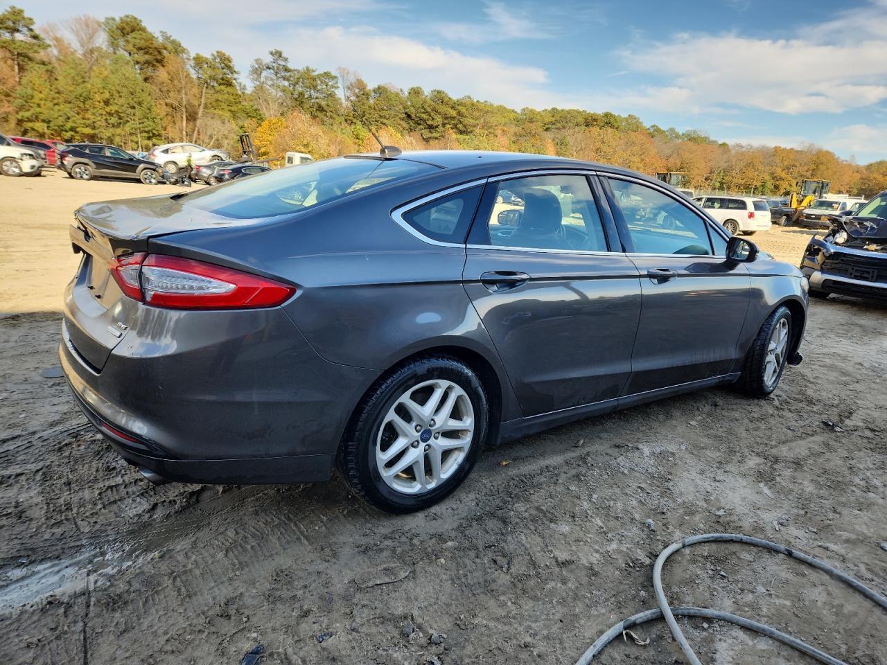 2016 Ford Fusion Se - Image 3