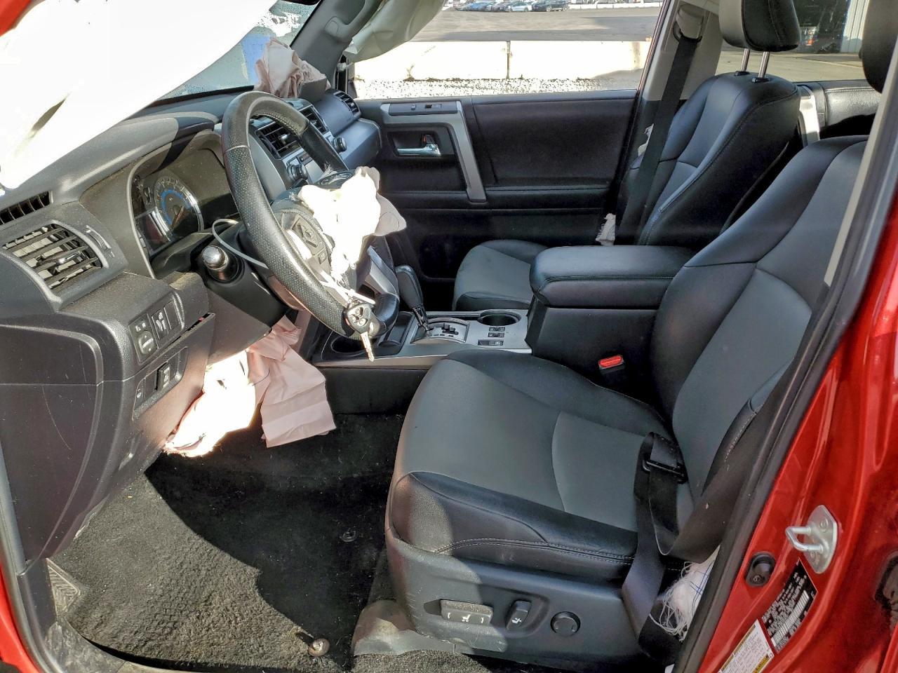 2018 Toyota 4Runner Sr5/Sr5 Premium - Image 7