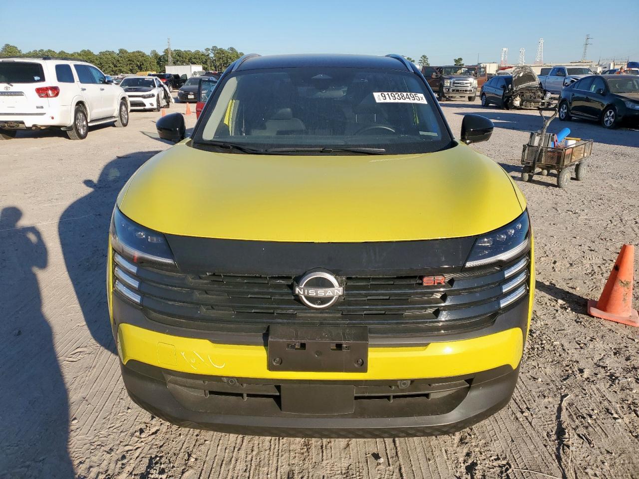 2025 Nissan Kicks Sr - Фото 5