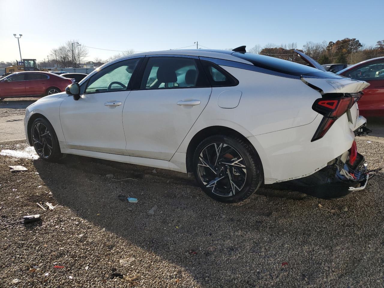 2025 Kia K5 Gt Line - Фото 2