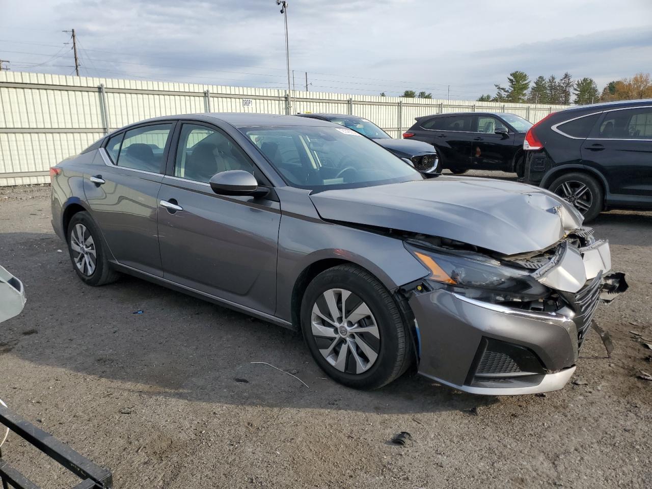 2023 Nissan Altima S - Image 4