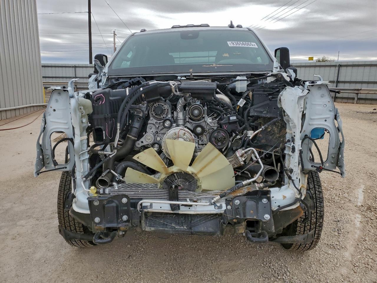 2025 Chevrolet Silverado K3500 Lt - Image 5