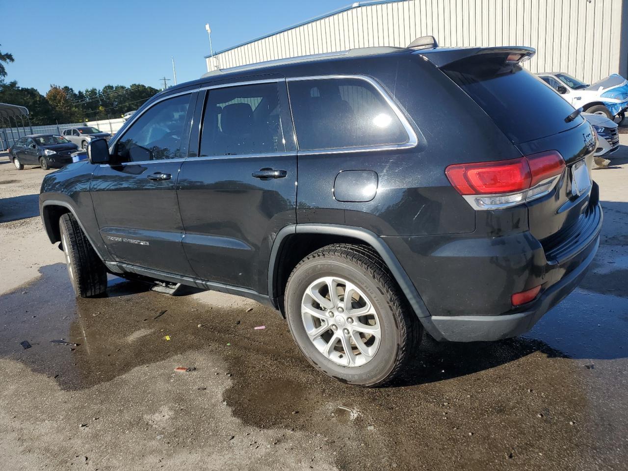 2021 Jeep Grand Cherokee Laredo - Image 2