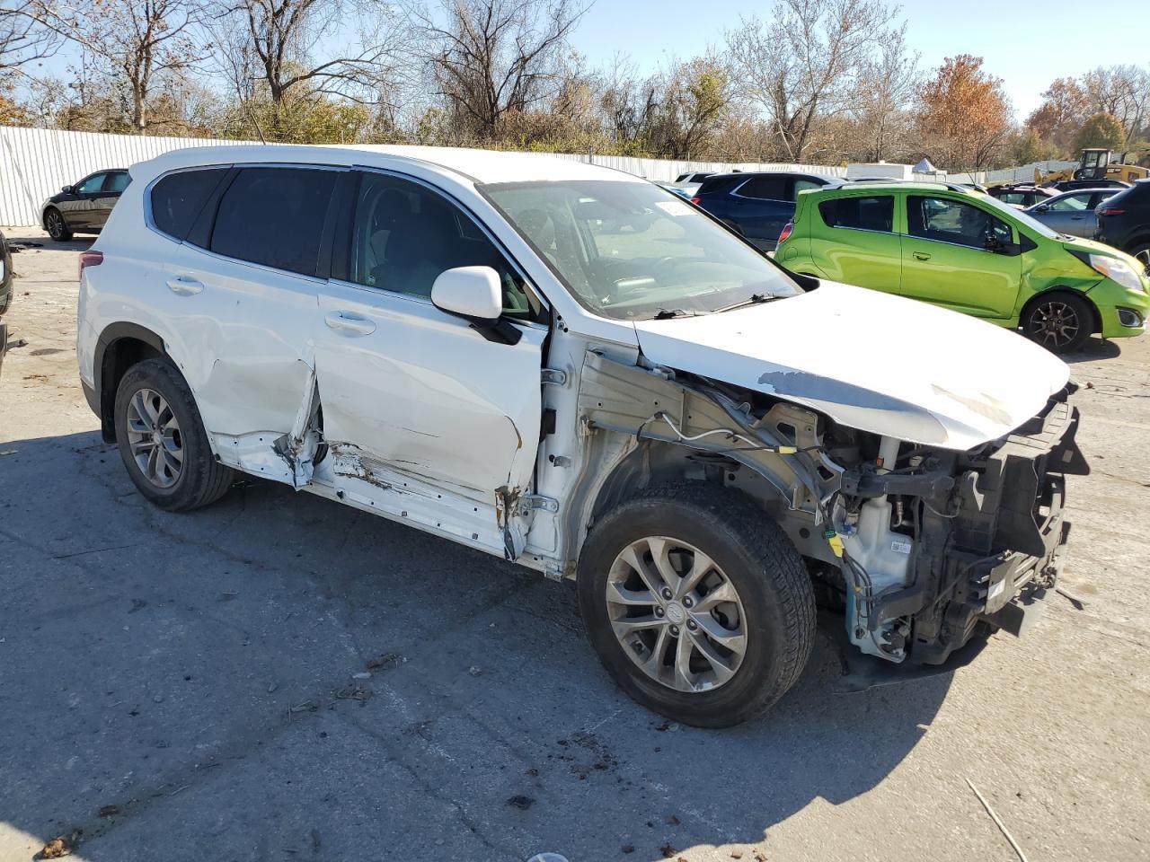 2020 Hyundai Santa Fe Se - Фото 4