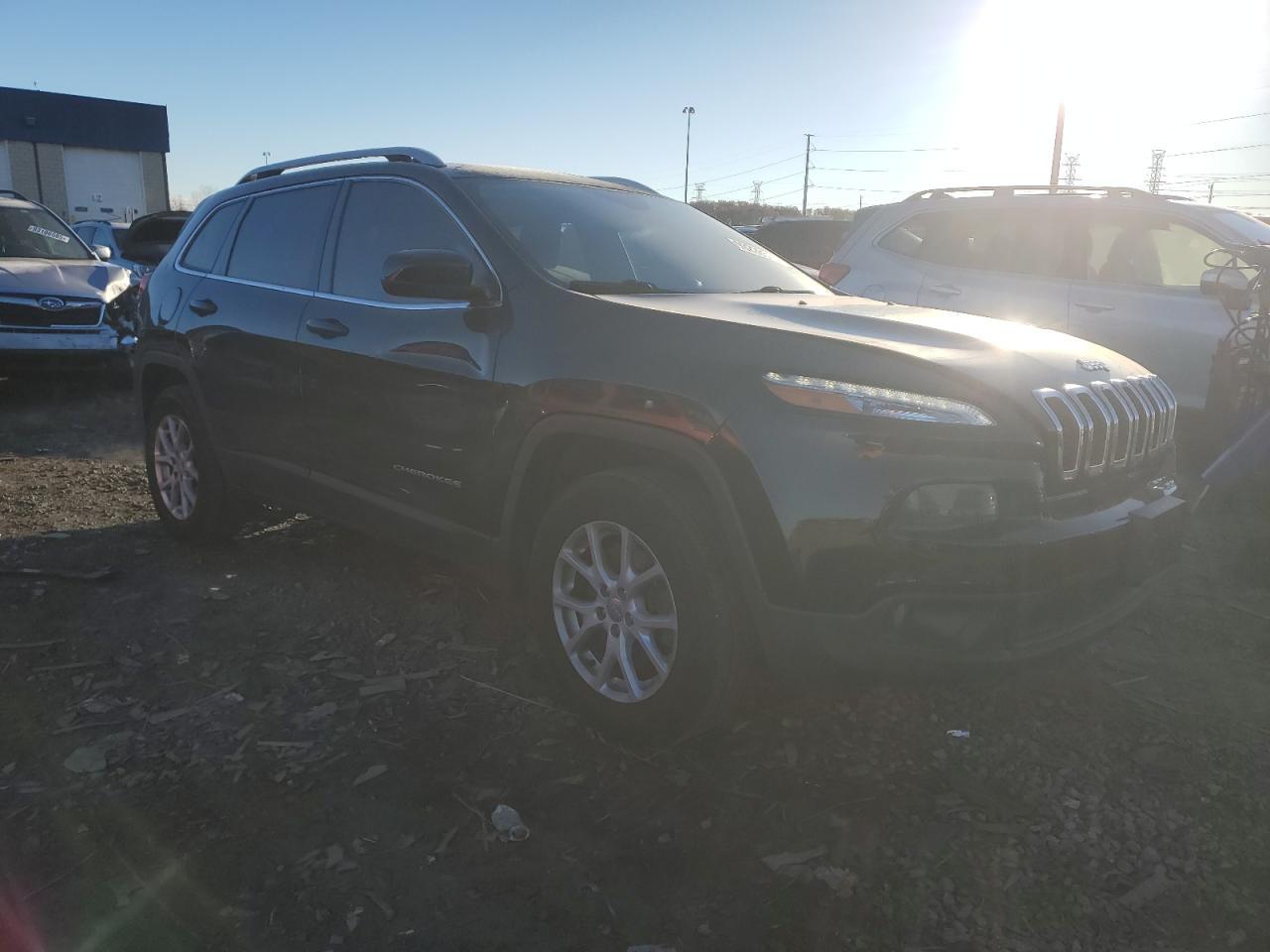 2016 Jeep Cherokee Latitude - Фото 4