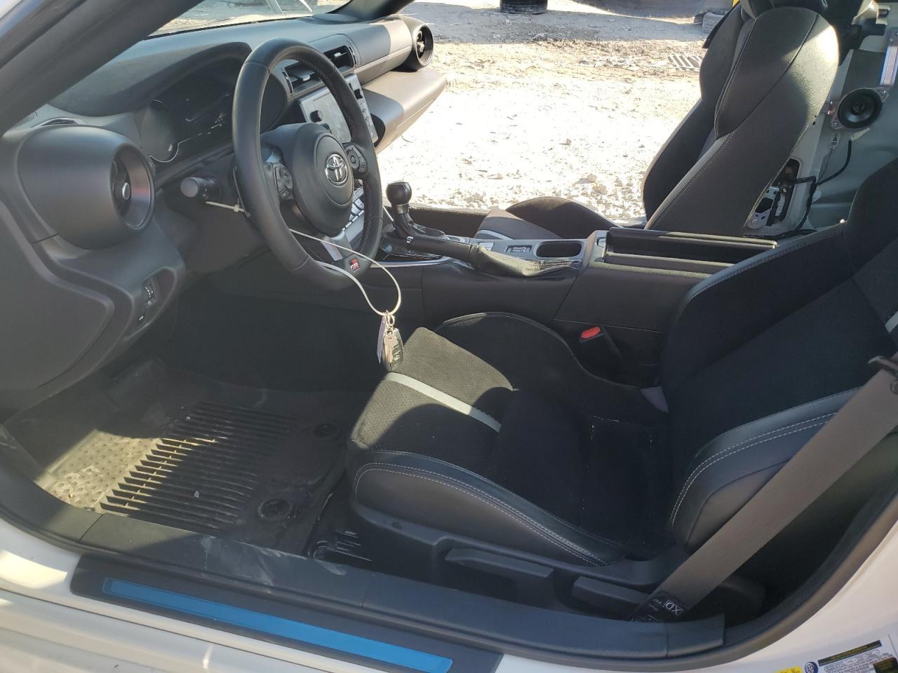 2025 Toyota Gr 86 Premium - Фото 7