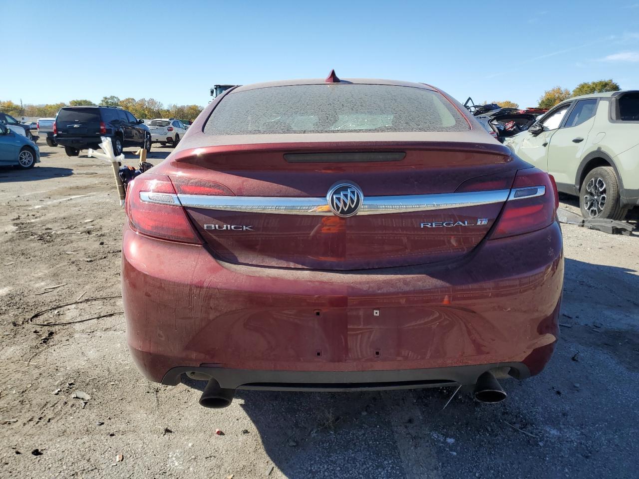 2017 Buick Regal Sport Touring - Image 6