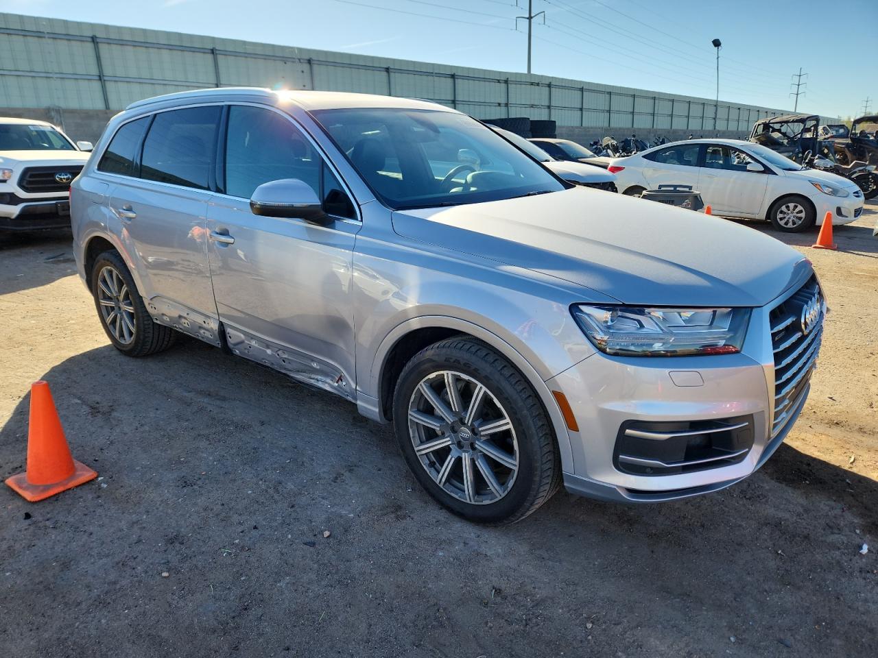 2019 Audi Q7 Premium Plus - Image 4