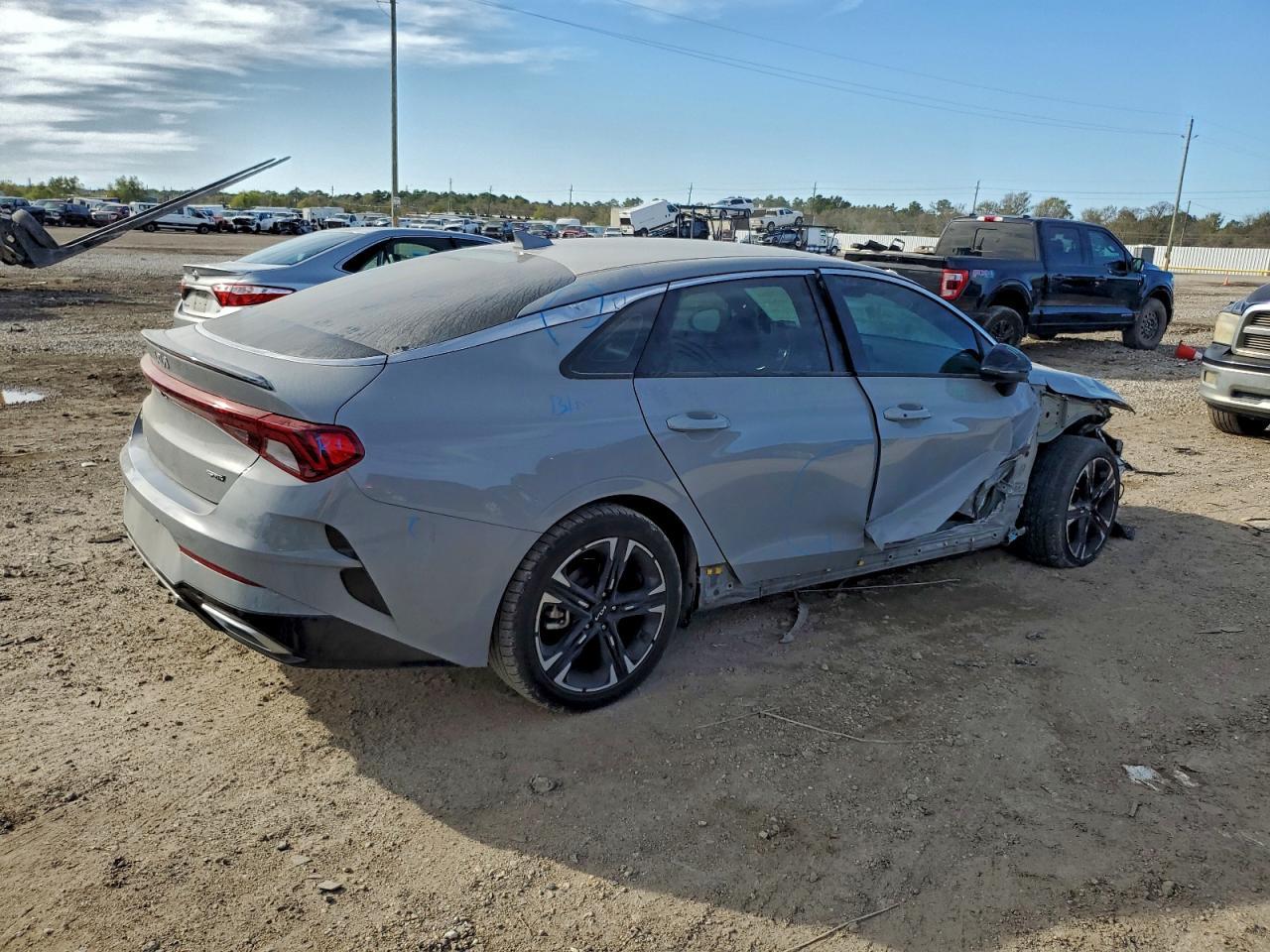2022 Kia K5 Gt Line - Фото 3