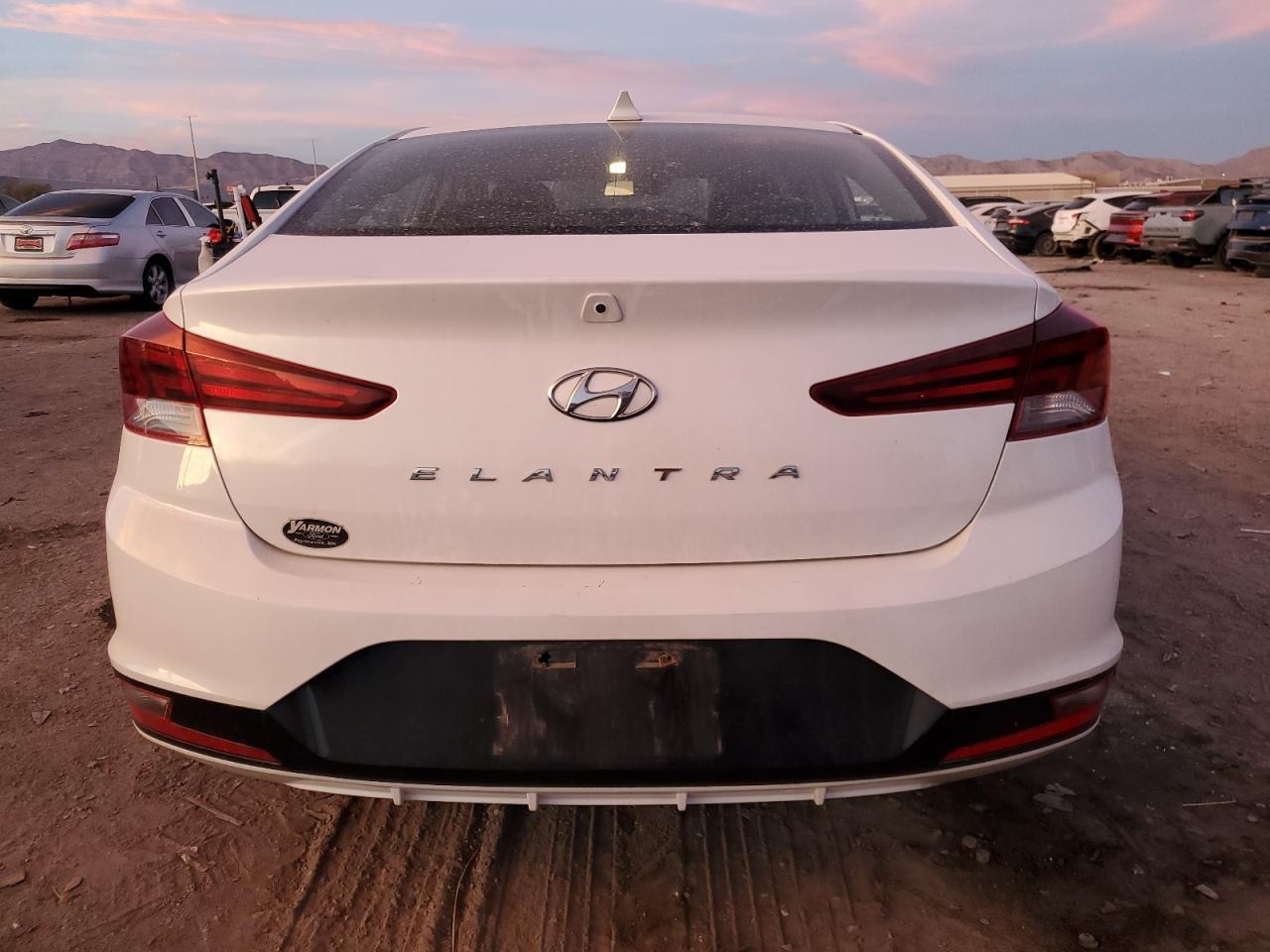 2019 Hyundai Elantra Sel - Image 6