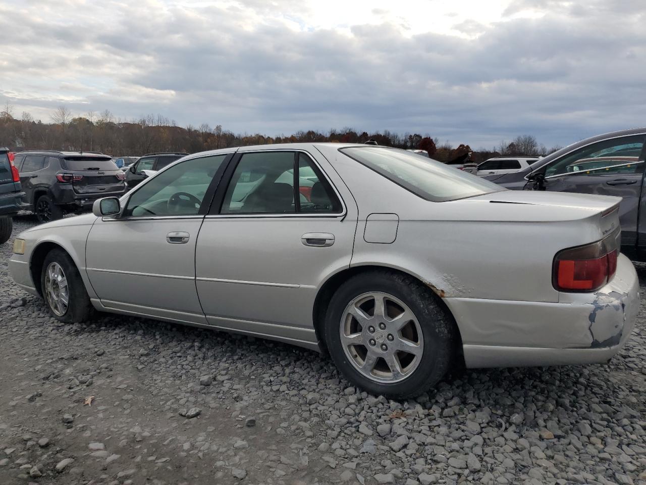 2003 Cadillac Seville Sts - Image 2