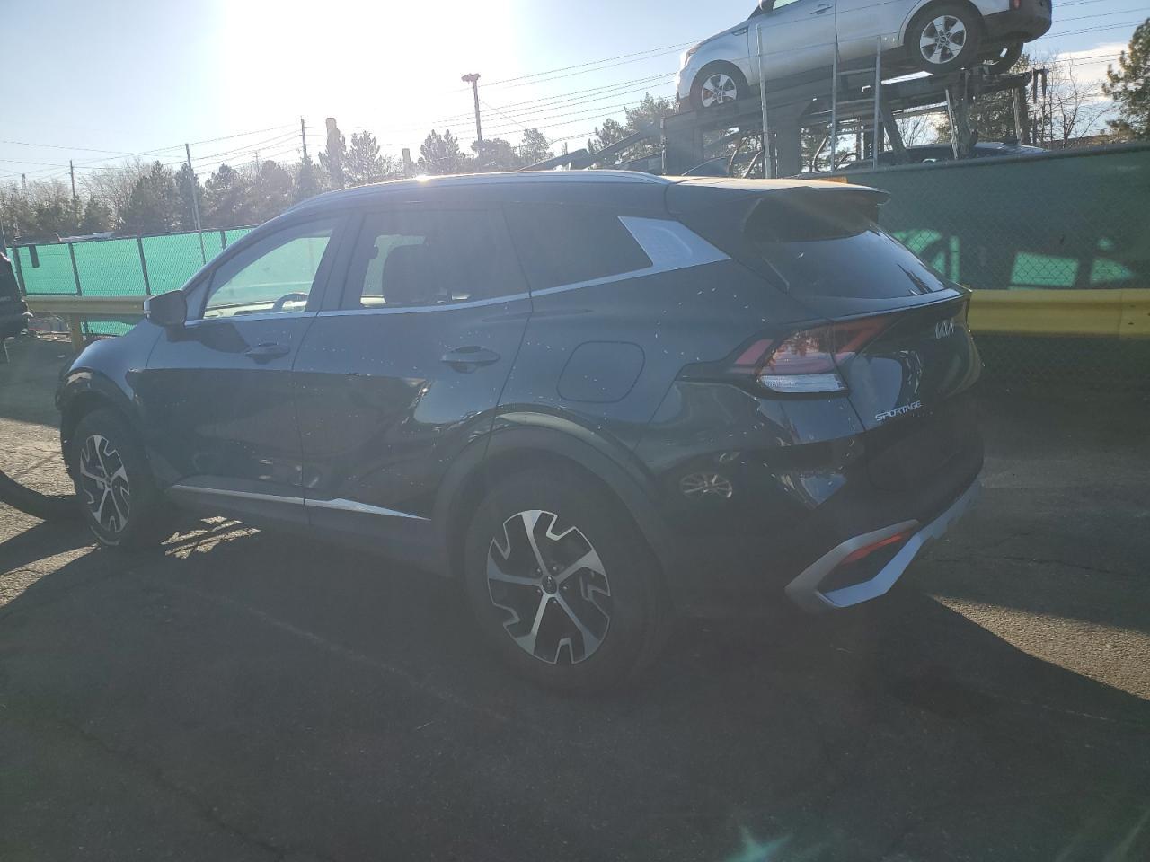 2024 Kia Sportage Ex - Image 2