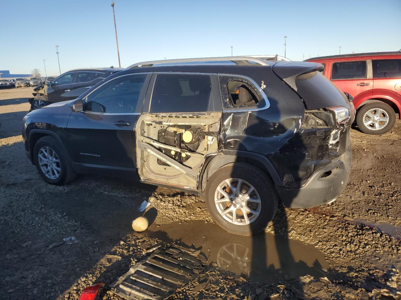 2016 Jeep Cherokee Latitude - Фото 2