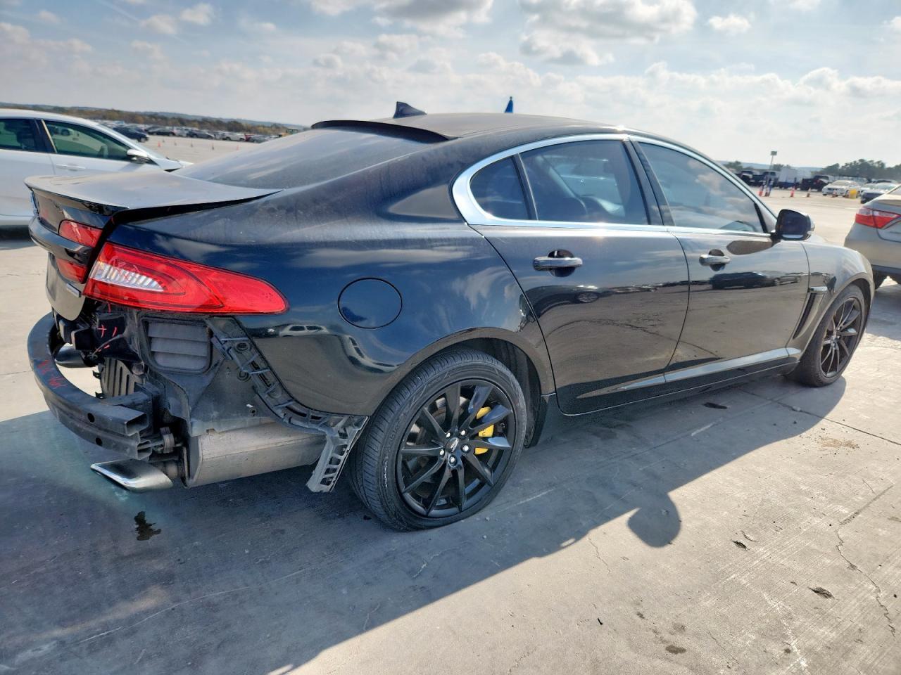 2014 Jaguar Xf - Фото 3