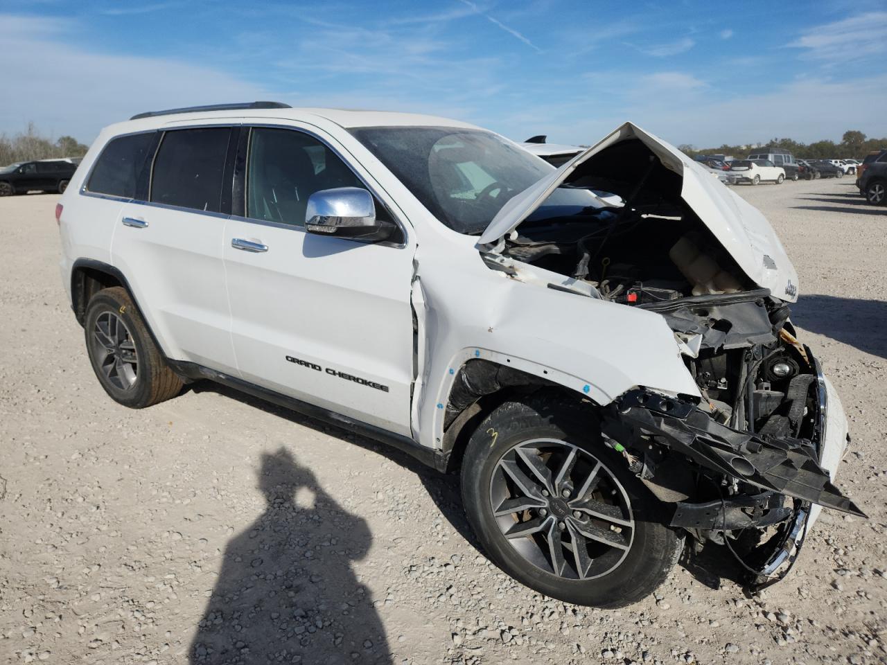 2019 Jeep Grand Cherokee - Image 4