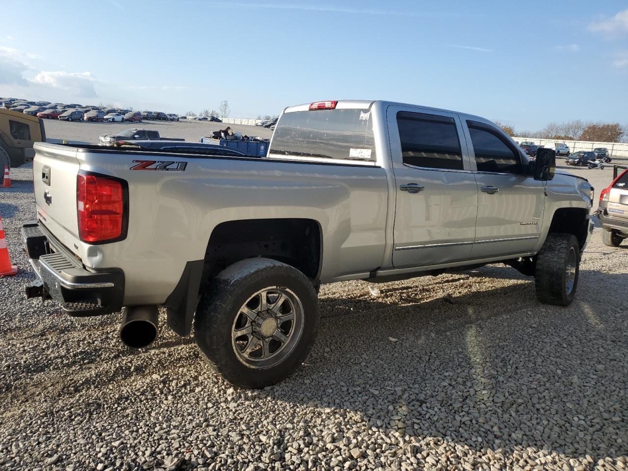2019 Chevrolet Silverado K2500 Heavy Duty Ltz - Фото 3