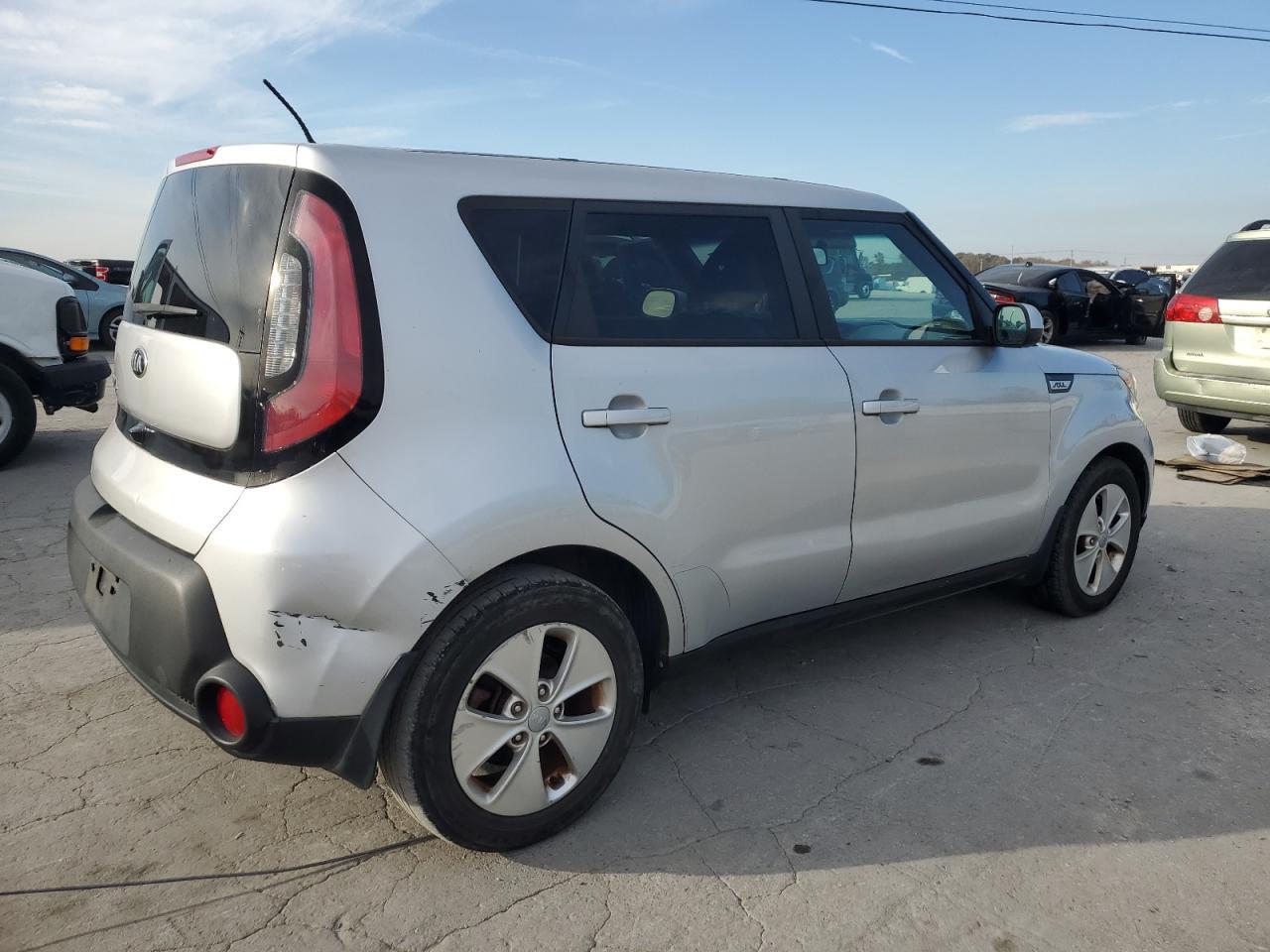 2016 Kia Soul - Image 3