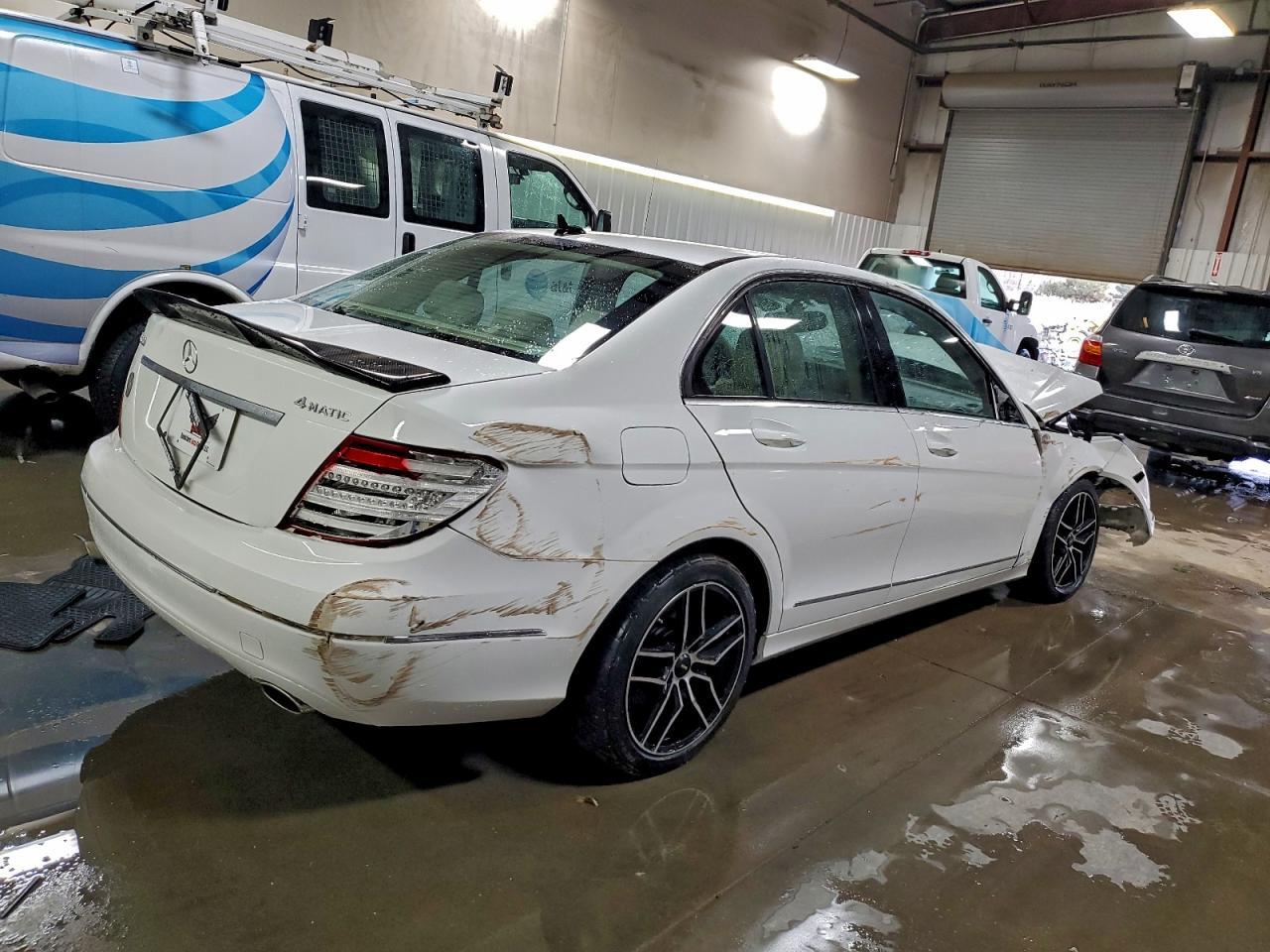 2013 Mercedes-Benz C 300 4Matic - Фото 3