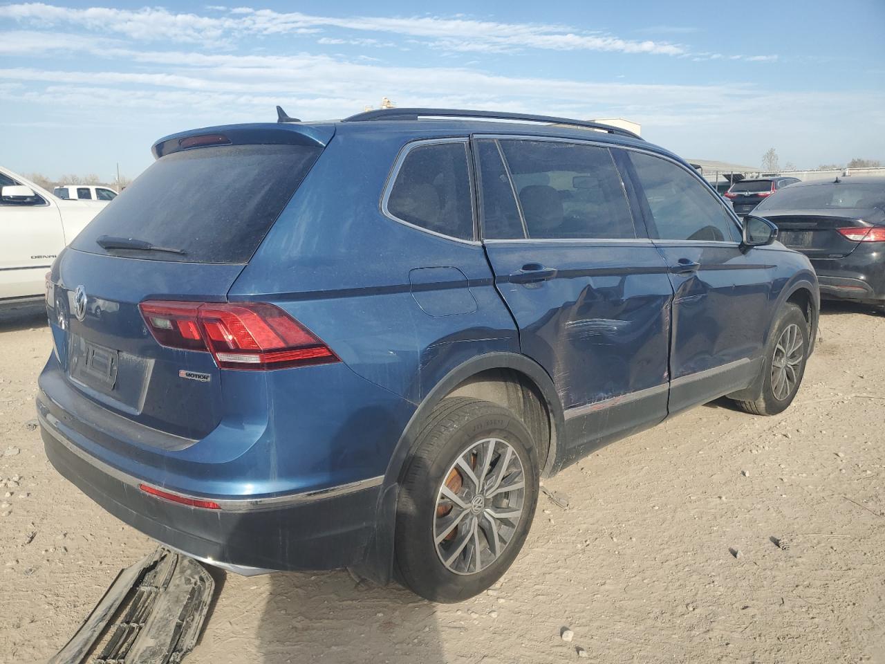 2020 Volkswagen Tiguan Se - Image 3