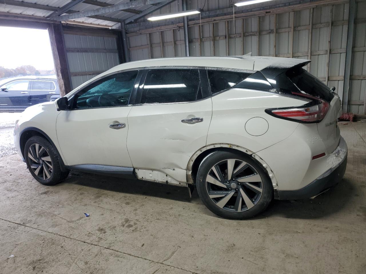 2015 Nissan Murano S - Image 2